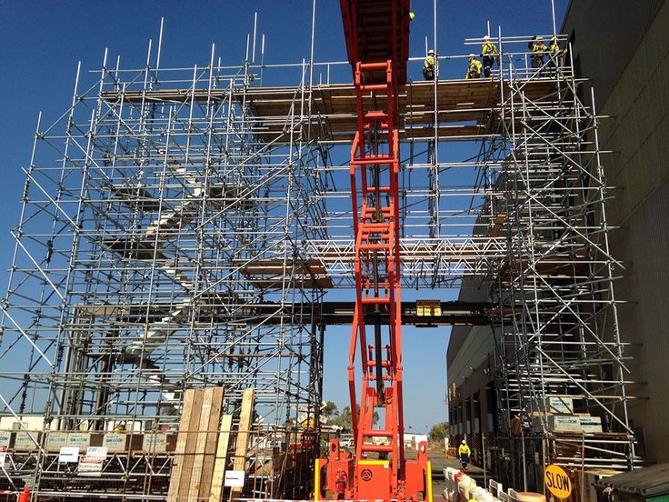 How to Stack the Welded Scaffolding Tubes on the Construction Project