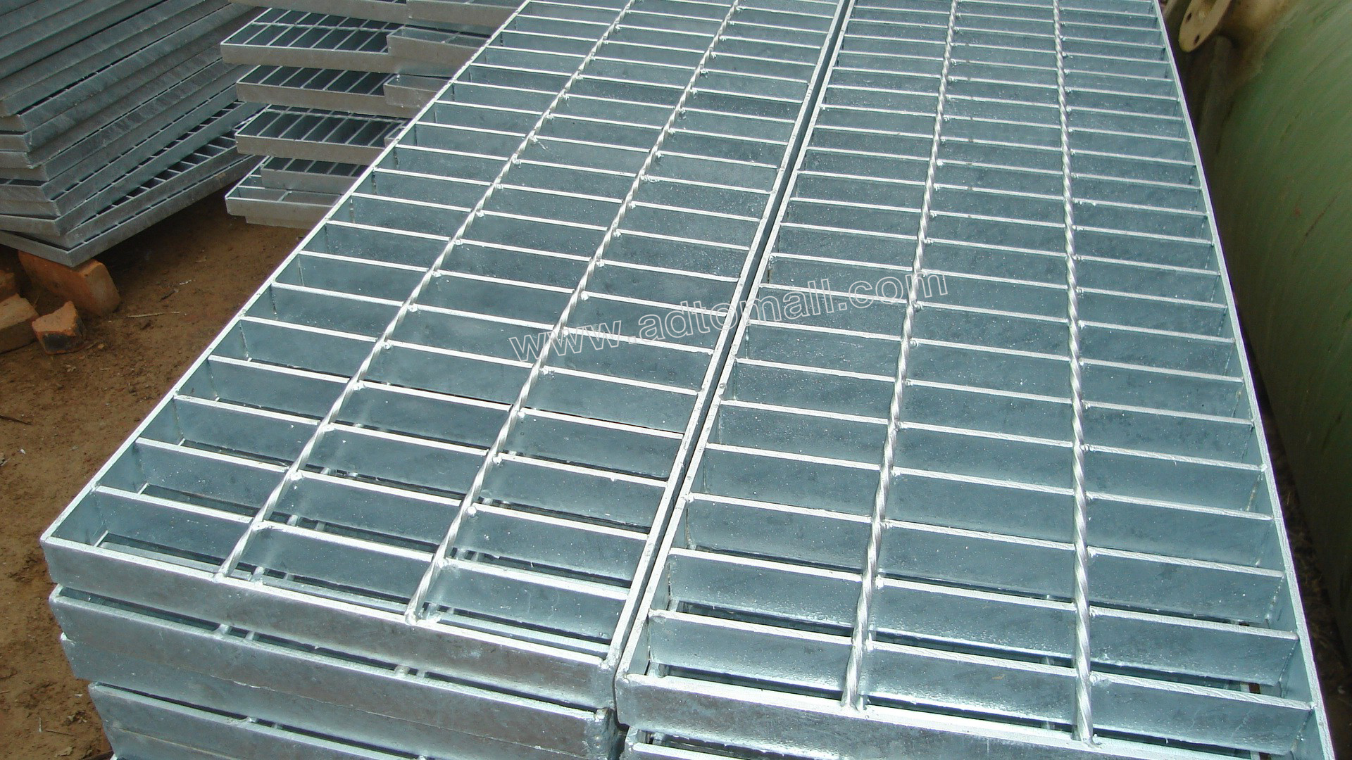 Serrated Steel Grating