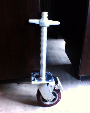 Picture of M30x600MM Solid Screw Jack 