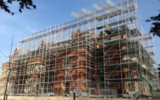 Looks Back at The Scaffolding Industry