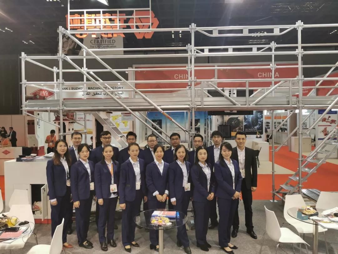 Chinese Red! ADTO GROUP In The BIG 5 Dubai
