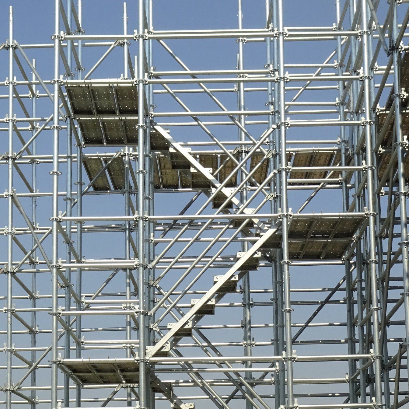 Do You Know Advantages of Using Ringlock Scaffolding?