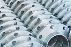 How to Choose Steel Pipe Flange Materials?