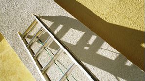 The Versatility of Aluminum Ladders in Construction and Home Use